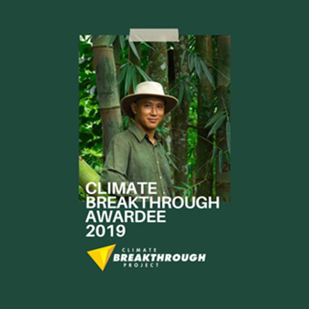 Arief Rabik receives the 2019 Climate Breakthrough Award